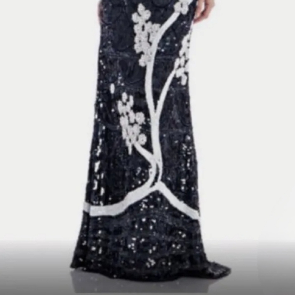 THEIA Sequined Evening Gown - Picture 5 of 12